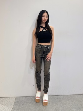 「GYDA（ジェイダ）のコルクチャンキーサンダル（サンダル、ホワイト系）」を使った、hinanoさん（レディース・156cm）の夏コーディネート