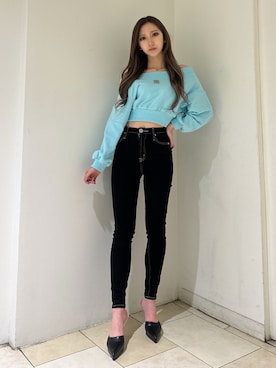「GYDAデニム」｜「アイテム（スウェット）」を使った、hinanoさん（レディース・156cm）の冬コーディネート