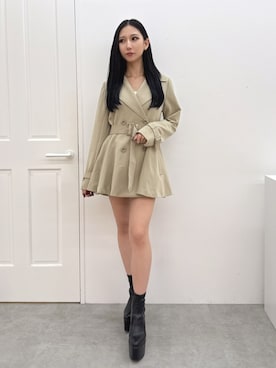 「アイテム（トレンチコート）」を使った、hinanoさん（レディース・156cm）の夏コーディネート