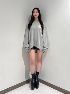 「GYDA（ジェイダ）のアイテム（スウェット）」を使った、hinanoさん（レディース・156cm）の秋コーディネート