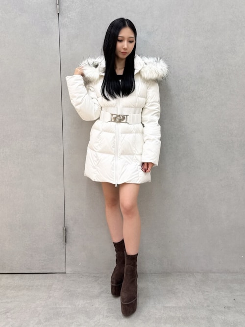 GYDAベルト付きロングダウンコート　ホワイト　値下げ不可 GYDA 期間限定SALE GYDA（ジェイダ）GYGYベルト付きロングダウン