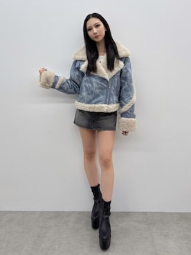 「アイテム（ムートンコート）」を使った、hinanoさん（レディース・156cm）の秋コーディネート