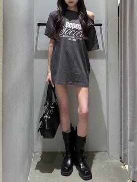 「SLY（スライ）のアイテム（スラックス）」を使った、KAEDEさん（レディース・160cm）の春コーディネート