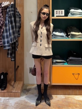 「SLY（スライ）の【noeyedia】OVAL SHAPE EYEWEAR ノーアイディアオーバルシェイプアイウェア（メガネ、ブラック系）」を使った、KAEDEさん（レディース・160cm）の秋コーディネート