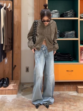 「SLY（スライ）のアイテム」を使った、KAEDEさん（レディース・160cm）の春コーディネート