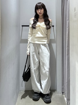 「厚底スニーカー」｜KAEDEさん（レディース・160cm）の冬コーディネート