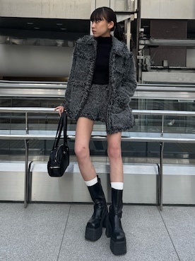 「SLY（スライ）のアイテム（トップス）」を使った、KAEDEさん（レディース・160cm）の秋コーディネート