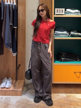 「SLY（スライ）の【noeyedia】CAT EYE EYEWEAR ノーアイディアキャットアイアイウェア 春服（サングラス、ブラック系）」を使った、KAEDEさん（レディース・160cm）の夏コーディネート