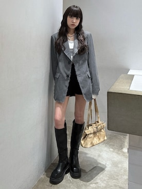 「アイテム（ジャケット/アウター、グレー系）」を使った、KAEDEさん（レディース・160cm）の秋コーディネート