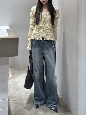 「SLY（スライ）のRIBBON FRILL BL リボンフリルブラウス 春服（シャツ/ブラウス、イエロー系）」を使った、KAEDEさん（レディース・160cm）の春コーディネート