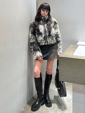 「アイテム（スカート）」を使った、KAEDEさん（レディース・160cm）の秋コーディネート