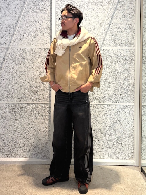 海外限定 adidas ルーズデニムパンツ ストライプ ブラック Mサイズ 海外限定 adidas ルーズデニムパンツ ストライプ ブラック S