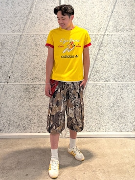「アディダスオリジナルス」｜「アイテム（Tシャツ/カットソー）」を使った、YHさん（メンズ・182cm）の夏コーディネート