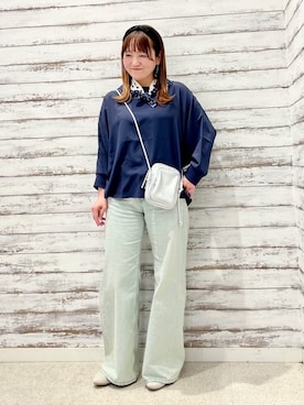 「SHOO・LA・RUE（シューラルー）の【SHOO・LA・RUE DENIM】体型カバーにも バギーデニムワイドパンツ（デニムパンツ、ブルー系）」を使った、ゆっきーさん（レディース・157cm）の春コーディネート