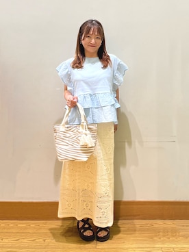 「SHOO・LA・RUE（シューラルー）の【S-LL/洗濯機可】着るだけで決まる 主役級フリルトップス（Tシャツ/カットソー、ブルー系）」を使った、ゆっきーさん（レディース・157cm）の夏コーディネート