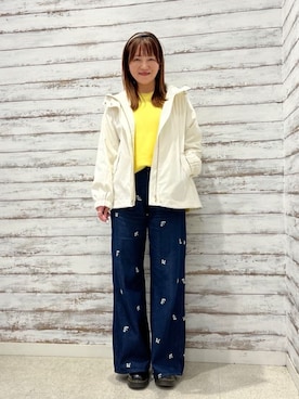 「SHOO・LA・RUE（シューラルー）の【洗濯機可/セットアップ可/毛玉になりにくい】クルーネックニット（ニット/セーター、イエロー系）」を使った、ゆっきーさん（レディース・157cm）の春コーディネート