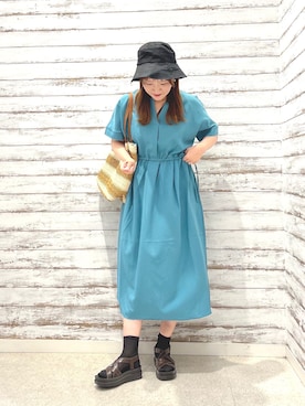 「SHOO・LA・RUE（シューラルー）の【洗濯機可/S-LL】これだけで決まる 麻調スキッパー脇リボンワンピース（ワンピース、ブルー系）」を使った、ゆっきーさん（レディース・157cm）の夏コーディネート
