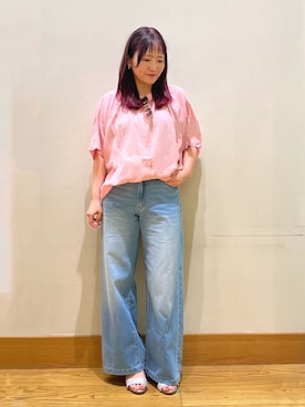 「SHOO・LA・RUE（シューラルー）の【ひんやり/洗濯機可/体型カバー】二の腕隠れる ゆるっと襟ギャザーレーヨンブラウス（シャツ/ブラウス、ピンク系）」を使った、ゆっきーさん（レディース・157cm）の夏コーディネート