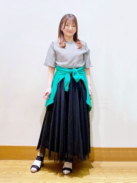 「SHOO・LA・RUE（シューラルー）の【ひんやり/洗濯機可/S-LL】程よいVネックですっきり魅せる ジップアップ 7分袖シアーカーディガン（カーディガン/ボレロ、グリーン系）」を使った、ゆっきーさん（レディース・157cm）の夏コーディネート