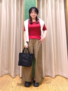「SHOO・LA・RUE（シューラルー）の【毛玉になりにくい/洗濯機可/S-LL】お顔まわりをシャープに。5分袖スクエアトップス（ニット/セーター、レッド系）」を使った、ゆっきーさん（レディース・157cm）の秋コーディネート