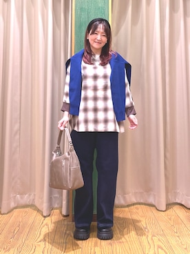 「SHOO・LA・RUE（シューラルー）の【着丈選べる/洗濯後しわになりにくい】インせず着られる ドルマンブラウス（シャツ/ブラウス、ベージュ系）」を使った、ゆっきーさん（レディース・157cm）の秋コーディネート