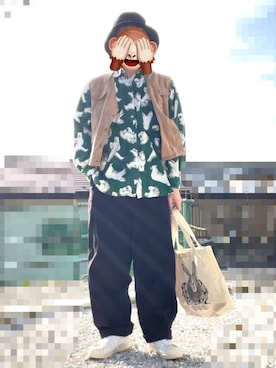 「PUNCHのアイテム（シャツ/ブラウス、グリーン系）」を使った、horuazonvrさん（メンズ・166cm）の春コーディネート