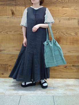 「シアタープロダクツ(THEATRE PRODUCTS)」｜「アイテム（ワンピース/ドレス）」を使った、tomoさん（レディース・152cm）の夏コーディネート