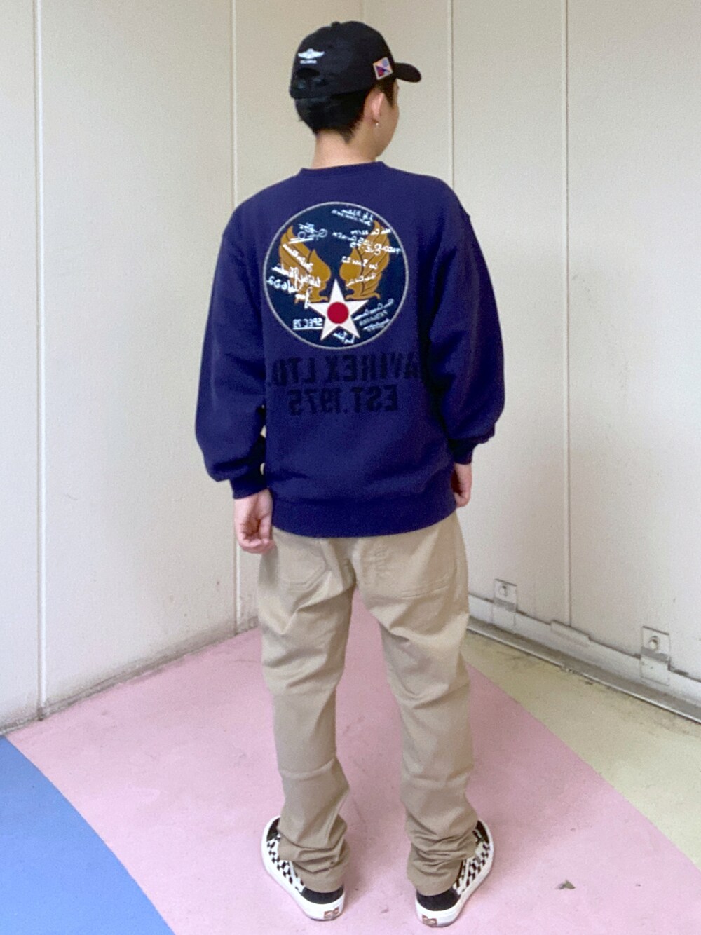 「ビッグシルエット、AVIREX、オーバーサイズ、大人コーデ、モード、ootd、シンプルコーデ、カジュアルコーデ、冬アウター、おしゃれさんと繋がりたい」｜「AVIREXのＵＳＭＣ　ＣＡＰ/ キャップ（キャップ、ブラック系）」を使った、kaiさん（メンズ・162cm）の冬コーディネートの1枚目の写真