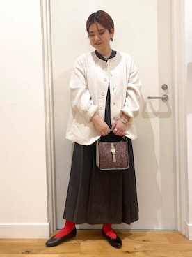 「アイテム（バングル/リストバンド）」を使った、hara_chanさん（レディース・156cm）の秋コーディネート