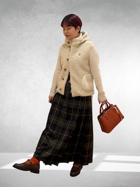 「アイテム（ローファー）」を使った、hara_chanさん（レディース・156cm）の秋コーディネート