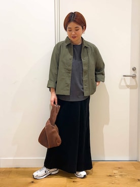 「アイテム（ミリタリージャケット）」を使った、hara_chanさん（レディース・156cm）の秋コーディネート