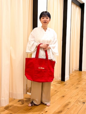 「URBAN RESEARCH DOORS（アーバンリサーチドアーズ）の『別注』L.L.Bean×DOORS　GROCERY TOTE（トートバッグ、レッド系）」を使った、hara_styleさん（レディース・156cm）の春コーディネート
