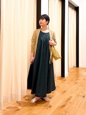 「SMELLY（スメリー）のプックリワンタッチイヤリング（イヤリング、ゴールド系）」を使った、hara_styleさん（レディース・156cm）の夏コーディネート