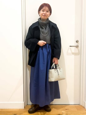 「アイテム（ネックウォーマー/スヌード、グレー系）」を使った、hara_chanさん（レディース・156cm）の冬コーディネート