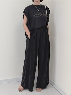「KATHARINE ROSS（キャサリンロス）のモダールロゴプルオーバー（T Shirts、ブラック系）」を使った、のらさん（レディース・158cm）の夏コーディネート