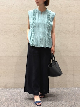 「KATHARINE ROSS（キャサリンロス）の接触冷感ノースリブフリルブラウス（Shirts、グリーン系）」を使った、のらさん（レディース・158cm）の夏コーディネート