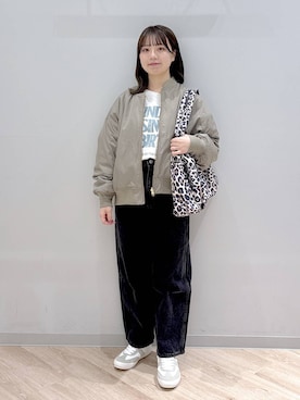 「GLOBAL WORK（グローバルワーク）のアイテム（スニーカー）」を使った、ぽんちゃんさん（レディース・152cm）の秋コーディネート