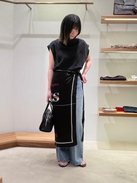 「Whim Gazette（ウィムガゼット）のドレープノースリーブブラウス（シャツ/ブラウス、ブラック系）」を使った、Sasakiさん（レディース・166cm）の夏コーディネート