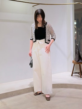 「Whim Gazette（ウィムガゼット）の【Hoaw.】スクエアサテンミュール（サンダル、ブラウン系）」を使った、Sasakiさん（レディース・166cm）の冬コーディネート