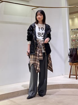 「Drawing Numbers（ドローイング ナンバーズ）のアイテム」を使った、Sasakiさん（レディース・166cm）の秋コーディネート