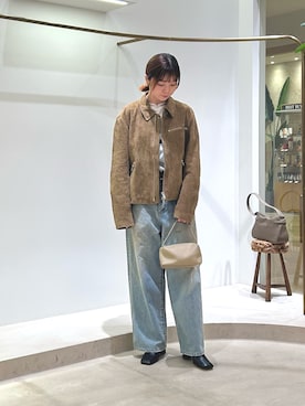 「アイテム（チョーカー）」を使った、佐々木ななさん（レディース・166cm）の秋コーディネート