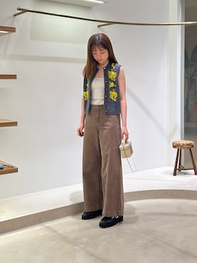 「アイテム（チョーカー）」を使った、佐々木ななさん（レディース・166cm）の夏コーディネート