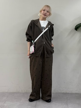 「CIAOPANIC TYPY（チャオパニックティピー）の【UNISEX】【プラスサイズあり】スラブ天竺ピグメントロゴTEE（Tシャツ/カットソー、ホワイト系）」を使った、shihoさん（レディース・161cm）の夏コーディネート