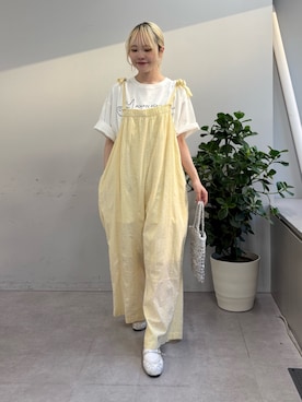 「CIAOPANIC TYPY（チャオパニックティピー）の【UNISEX】アソート落書きBIGロゴTEE（Tシャツ/カットソー、ホワイト系）」を使った、shihoさん（レディース・161cm）の春コーディネート