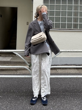 「CIAOPANIC TYPY（チャオパニックティピー）の【2WAY】針抜きシアーホックヘンリートップス（Tシャツ/カットソー、ブルー系）」を使った、shihoさん（レディース・161cm）の春コーディネート