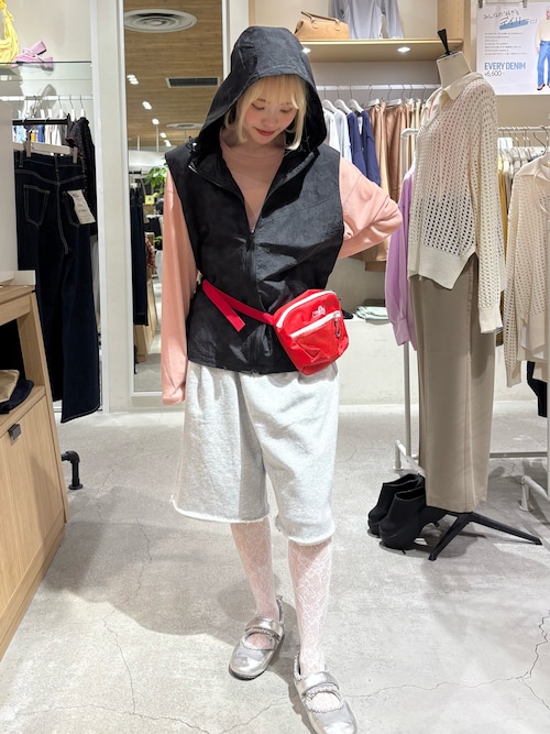 【UNISEX】総柄フードベスト