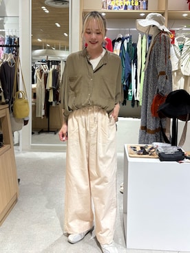 「アイテム（ニット/セーター）」を使った、shihoさん（レディース・161cm）の夏コーディネート