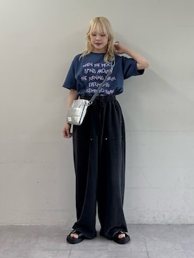 「CIAOPANIC TYPY（チャオパニックティピー）の【WEB限定】手書きメッセージロゴTEE（Tシャツ/カットソー、ブルー系）」を使った、shihoさん（レディース・161cm）の夏コーディネート