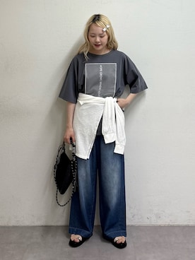 「CIAOPANIC TYPY（チャオパニックティピー）のオーガンジーシアードッキングプリントTEE（Tシャツ/カットソー、グレー系）」を使った、shihoさん（レディース・161cm）の春コーディネート