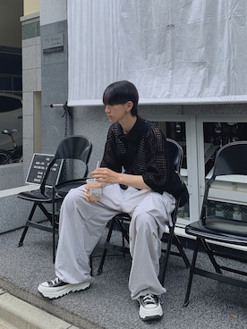 「アイテム（カーゴパンツ）」を使った、무영さん（メンズ・173cm・10代）の夏コーディネート